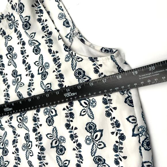 ALTAR'D STATE Medium White Blue Floral Print‎ Mini Sheath Dress Sleeveless Lined - Picture 7 of 8